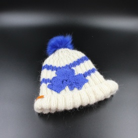 game-day-knit-hat-maple-leafs-reverse-small-1