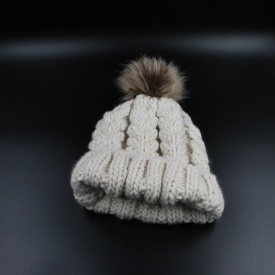 hat-cozy-cable-knit-white-1